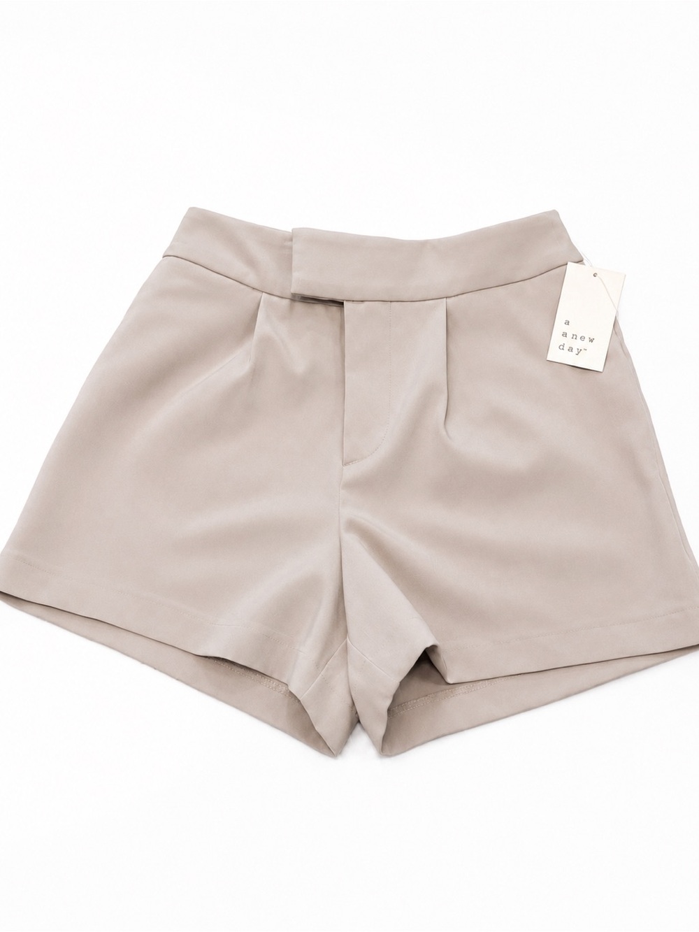 A New Day High-Rise Tailored Shorts – Beige/Taupe – Size 4 NWT